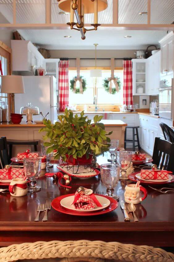 How To Decorate Your Kitchen For Christmas? - West Midlands Home